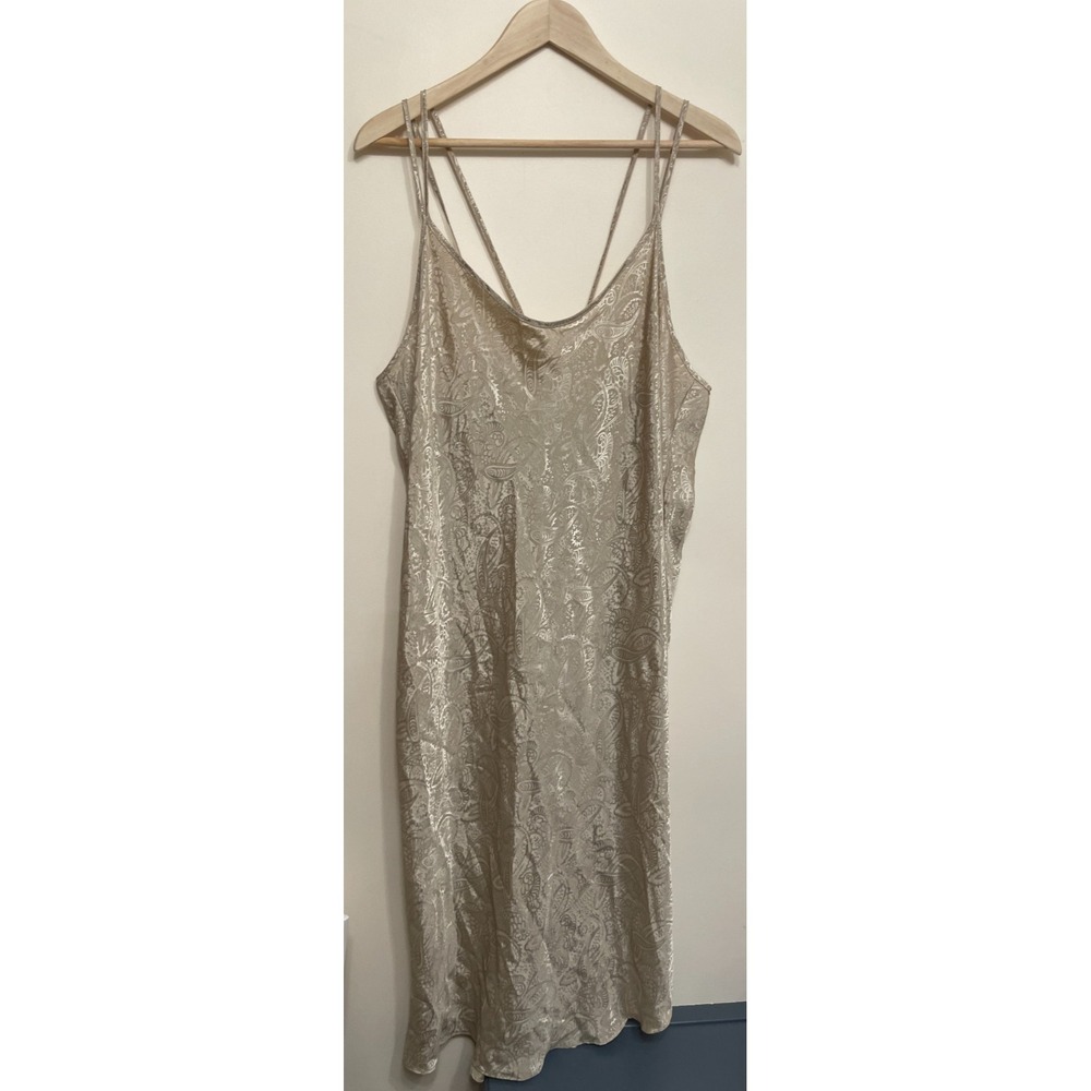 Vtg California Dynasty Slip Women 2X Plus Nightgown Beige Paisley Crossback Long